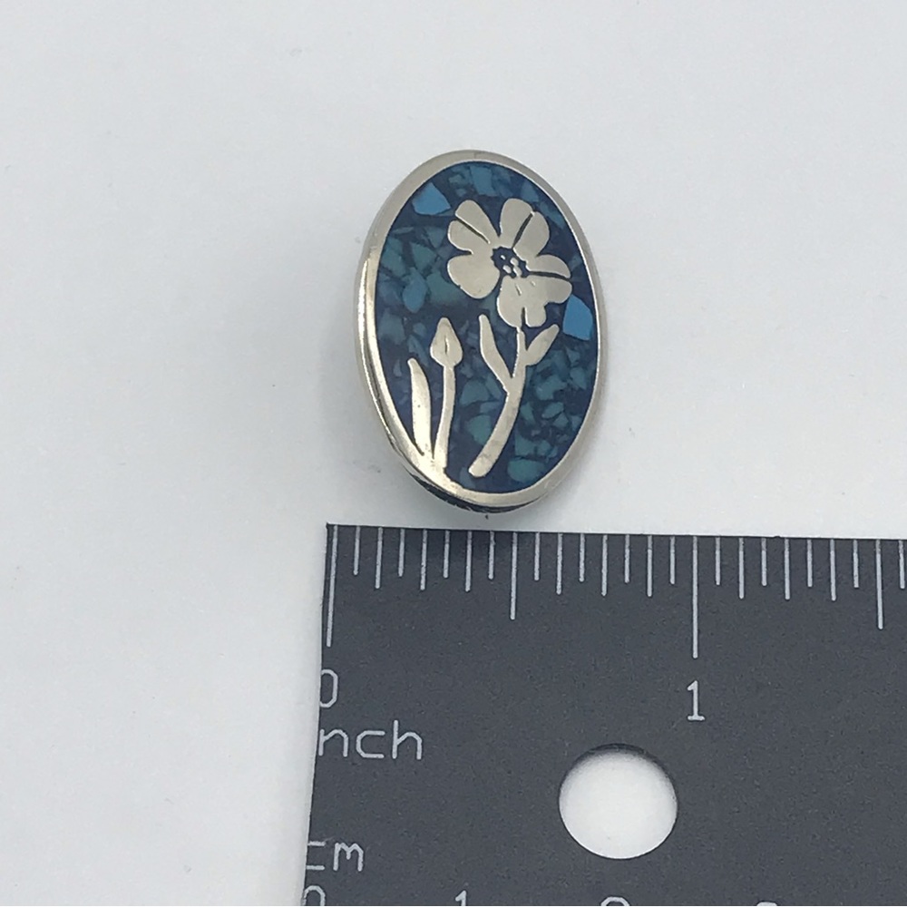 Flower Pin - Picture 5 of 8